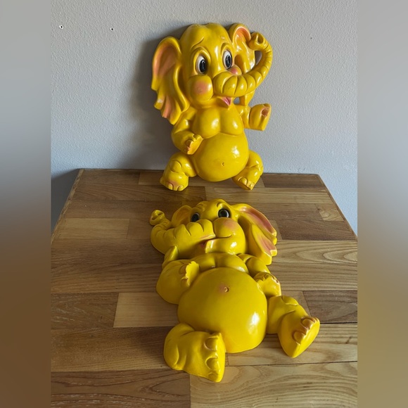 Vintage Pair of Yellow Homco Elephant Decor - 1970s - Picture 2 of 5